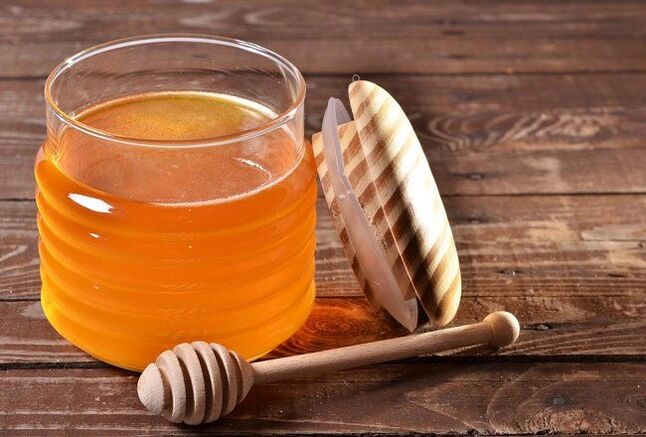 Liečba kŕčových žíl na nohách medom môže vyriešiť kožné problémy